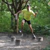 Hink-stap-sprong toestel