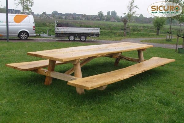 2108 Picknickset 400 robinia eiken parkmeubilair straatmeubilair 01
