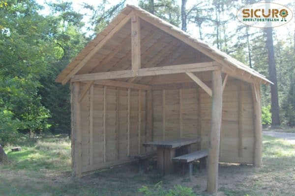 2402 Schuilhut boerenschuur robinia 02