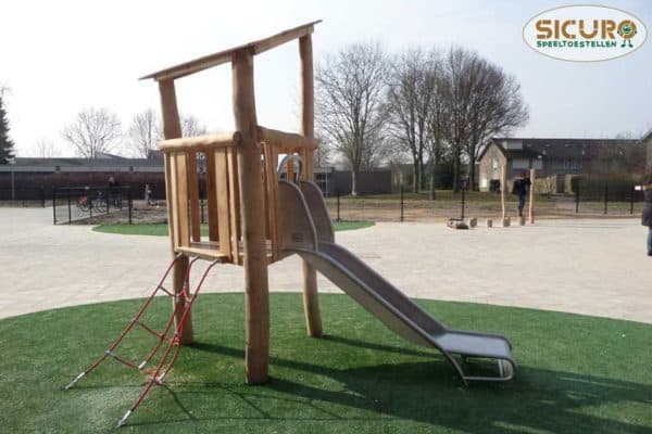 5010RA Driehoekmodel speelhuisje robinia 01