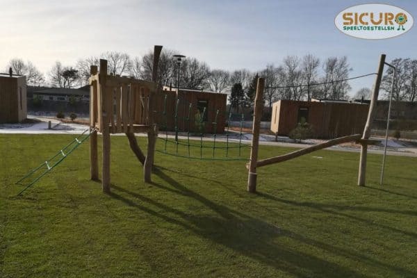 Manu klimparcours met oploopboom