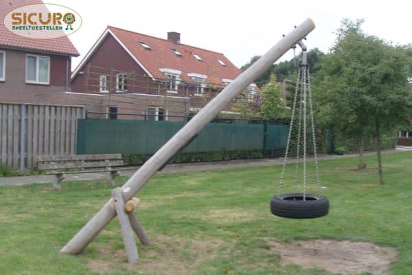 5051R Slingerpaal bandenschommel robinia